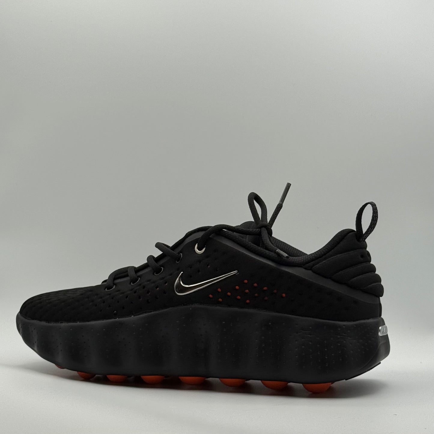 Nike Mind 002 Pregame Shoes | Black Sensory Node Sneakers
